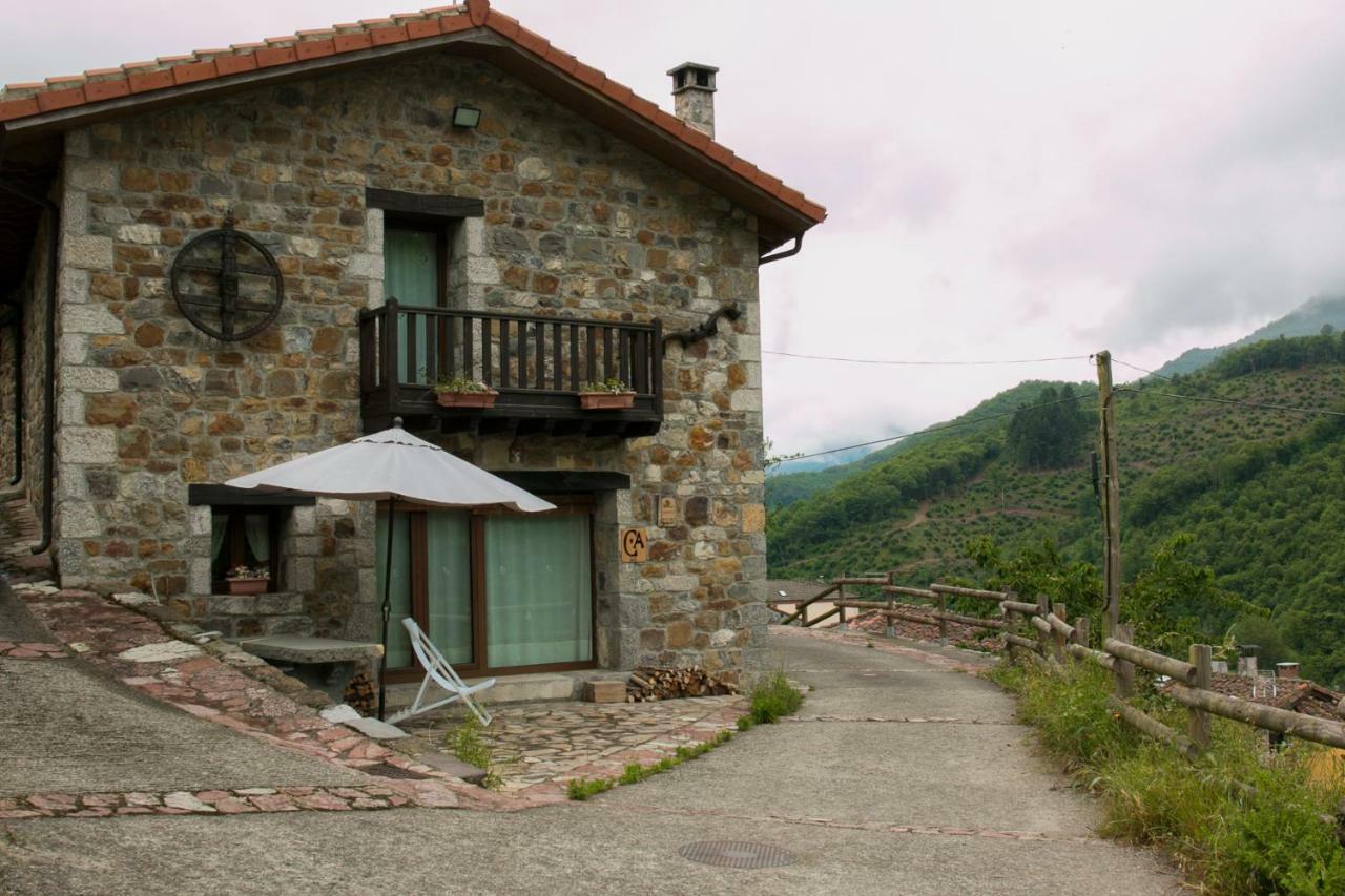 Llar De Cosme Guest House Caso Exterior foto